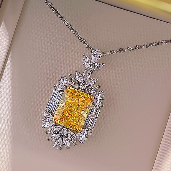 Canary Yellow 14K Diamond Citrine Pendant Charm Necklace Exquisite Luxury - Picture 7 of 14